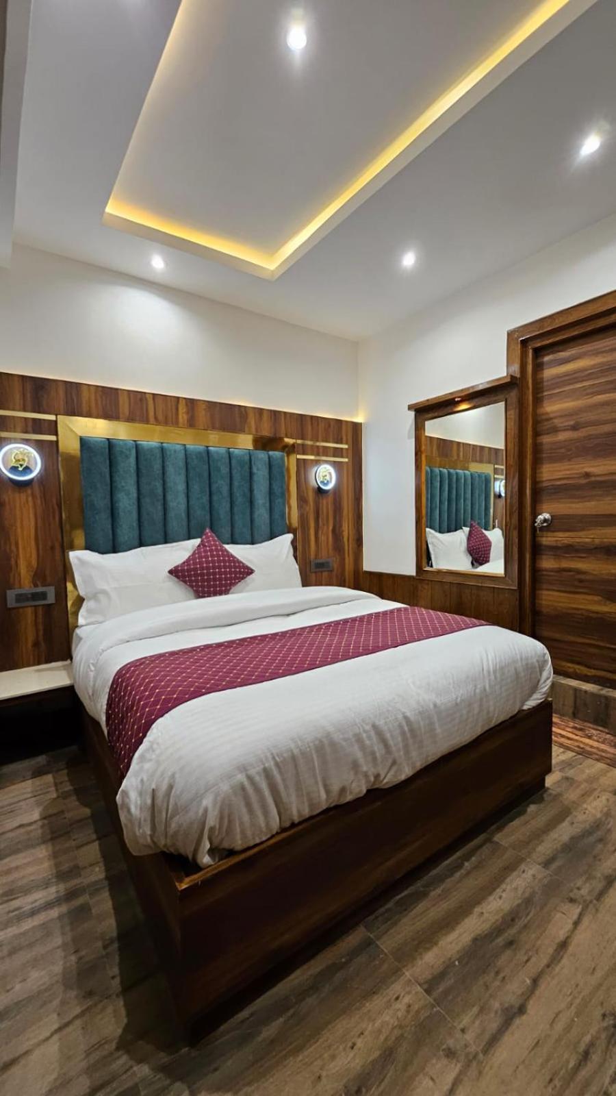Mountain Zest- Simla Royale Near Mall Road Free Pickup From Railway Station Simla Exteriör bild
