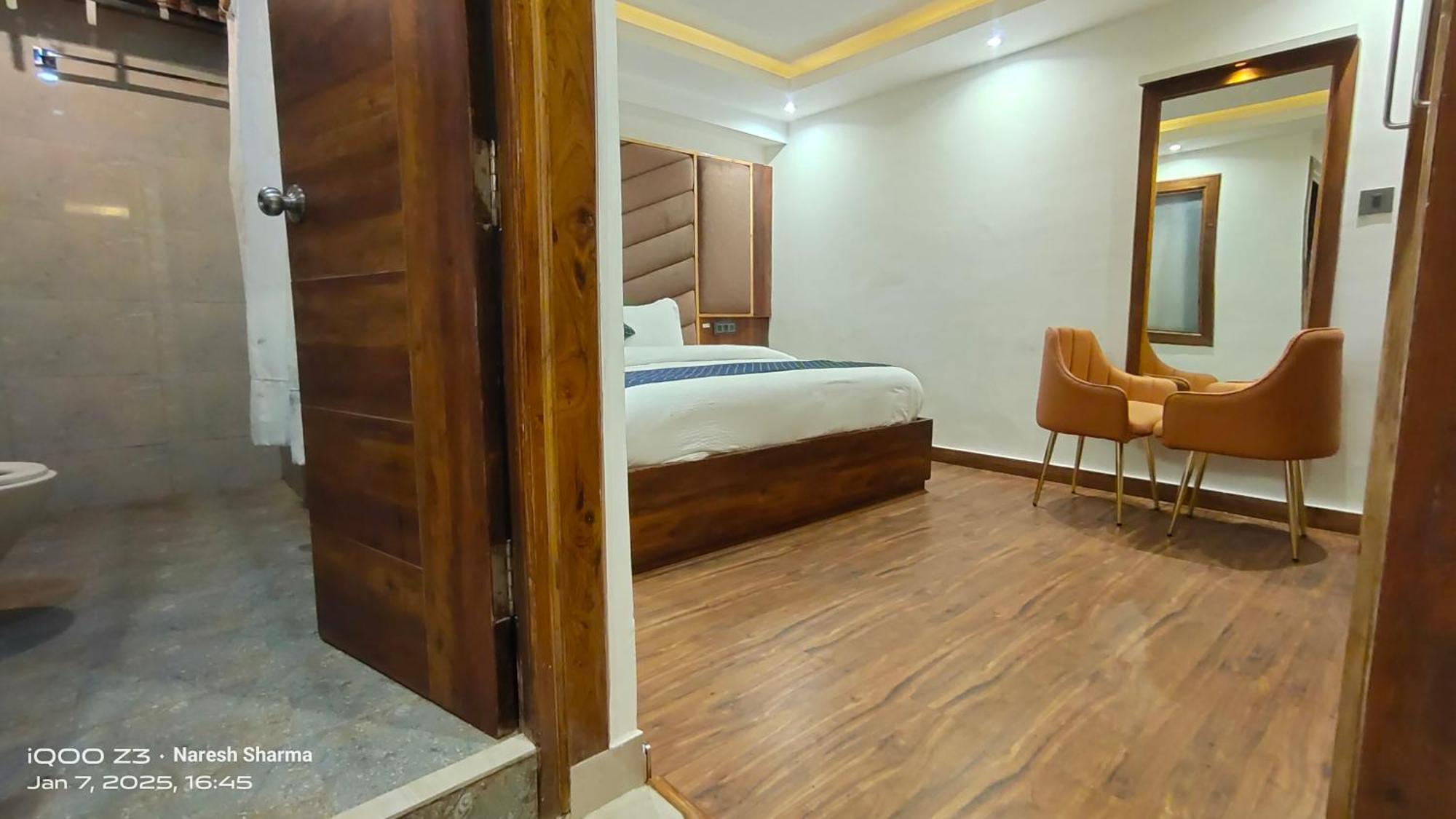 Mountain Zest- Simla Royale Near Mall Road Free Pickup From Railway Station Simla Exteriör bild
